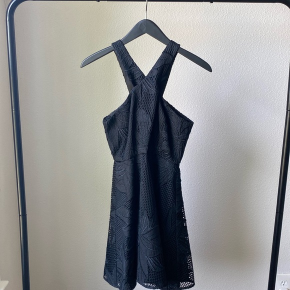 JAYGODFREY Dresses & Skirts - JAYGODFREY Black Floral Appliqué Embroidery Mini A- Line Dress Size 0